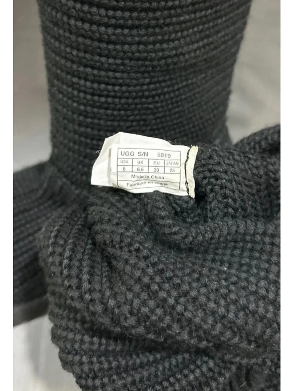 UGG Cardy Knit Boots Women’s Sz 8 Three Button Tall Slouchy (PreLoved) - V052